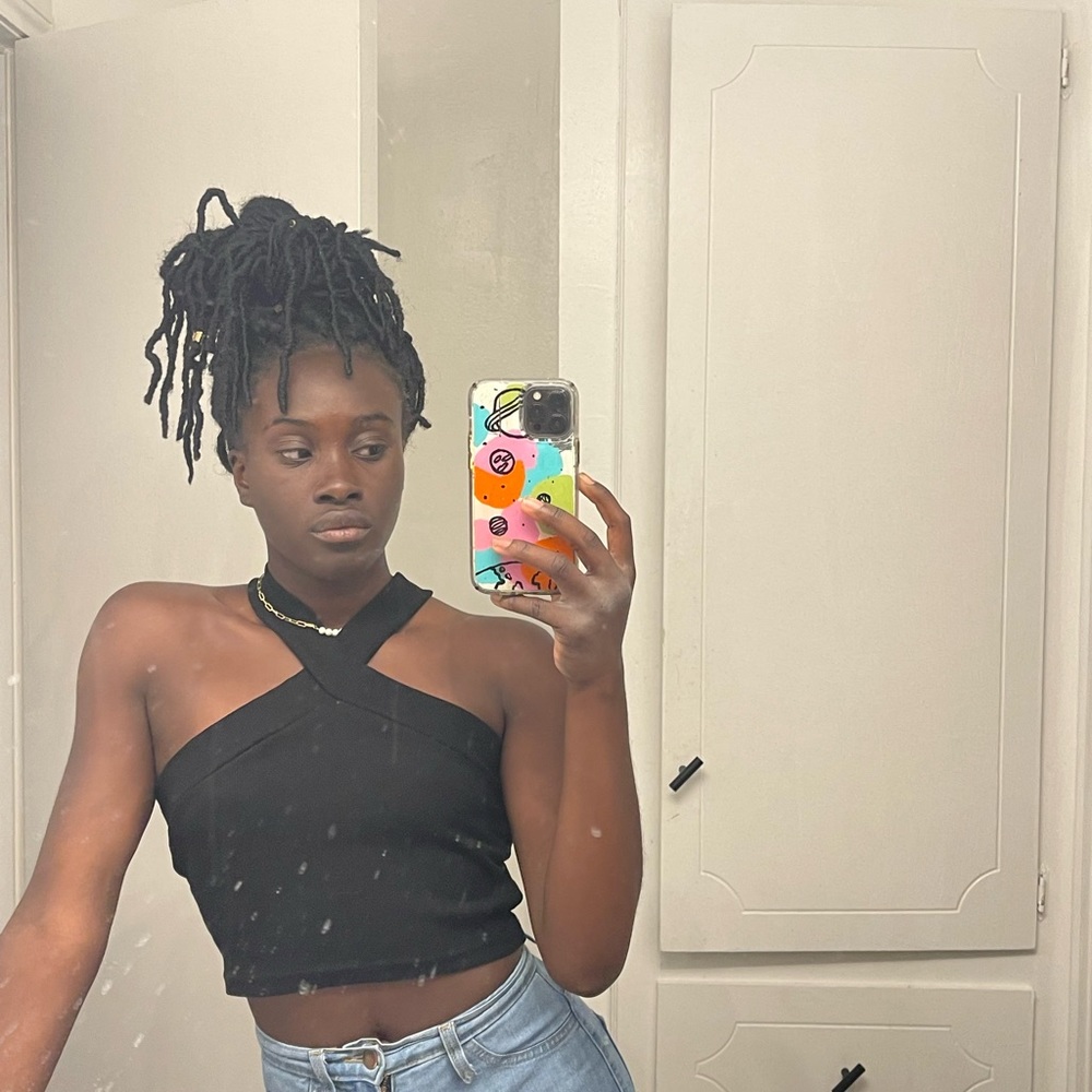 Black tank top kinda thing!!